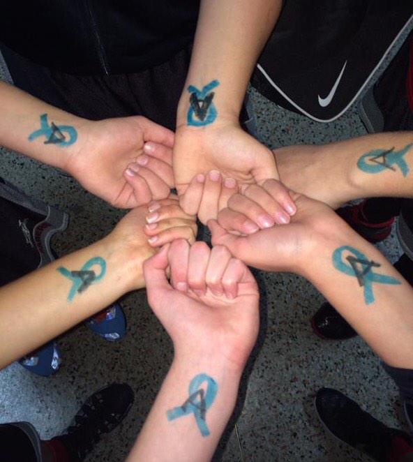 debacarynmodels's tweet image. "@bell_w44: We wear blue for you💙💙 @AnnamarieChar Stay Strong. You got this!!! #teamannamarie http://t.co/mUsrCTUqNB"