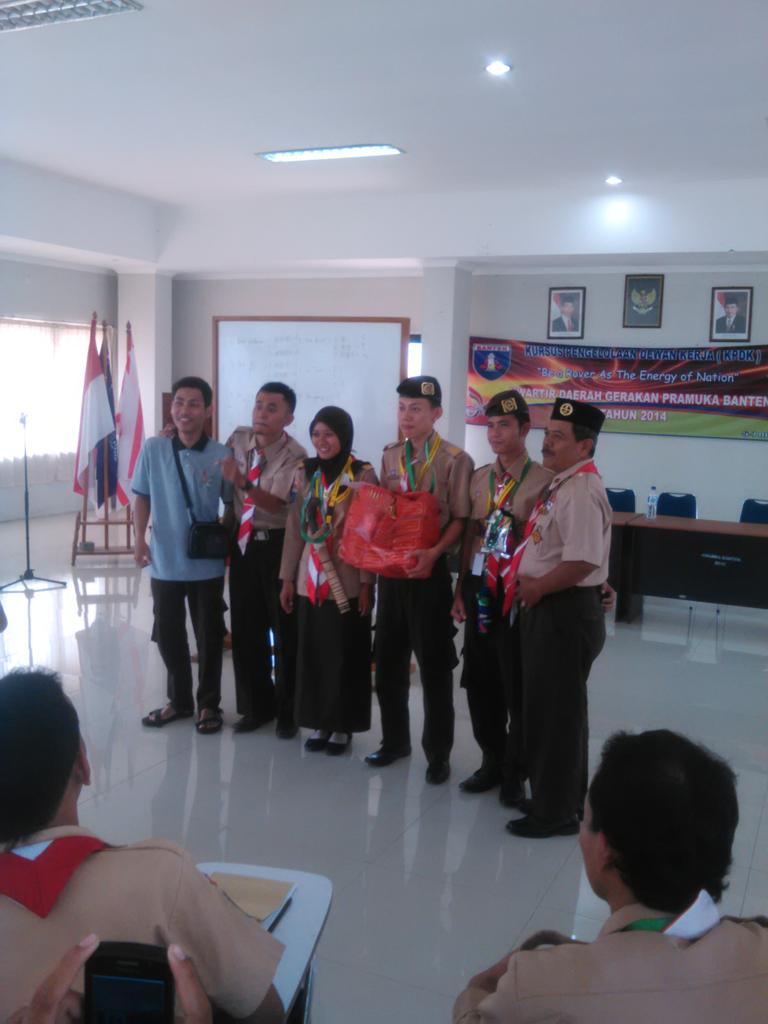 ilham_smod's tweet image. Penghargaan panitia
@HumasKwarda 
#Kpdkbanten2014