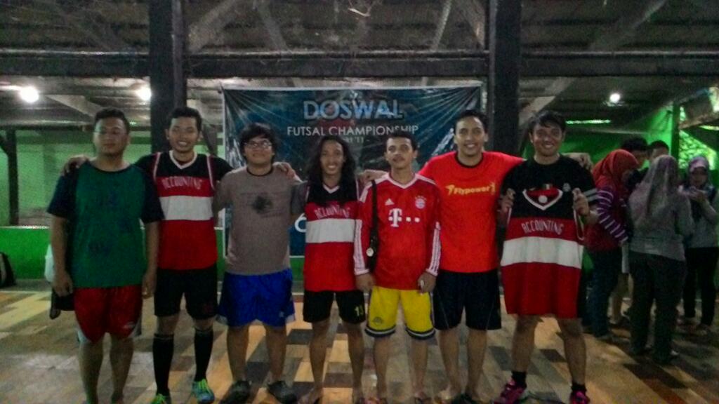 Akuntansi Undip 2011 tweet media