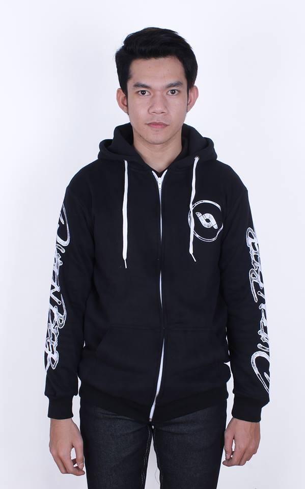 Yang ini belakangnya polos kaga min?<a href="/QueenBeerJeans/">QUEEN BEER JEANS</a>