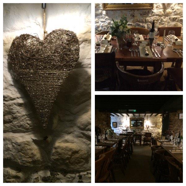 DanniLMason's tweet photo. Weddings now at @KingsArmsWales #wedding #reception #christmas http://t.co/9VxVJemosq