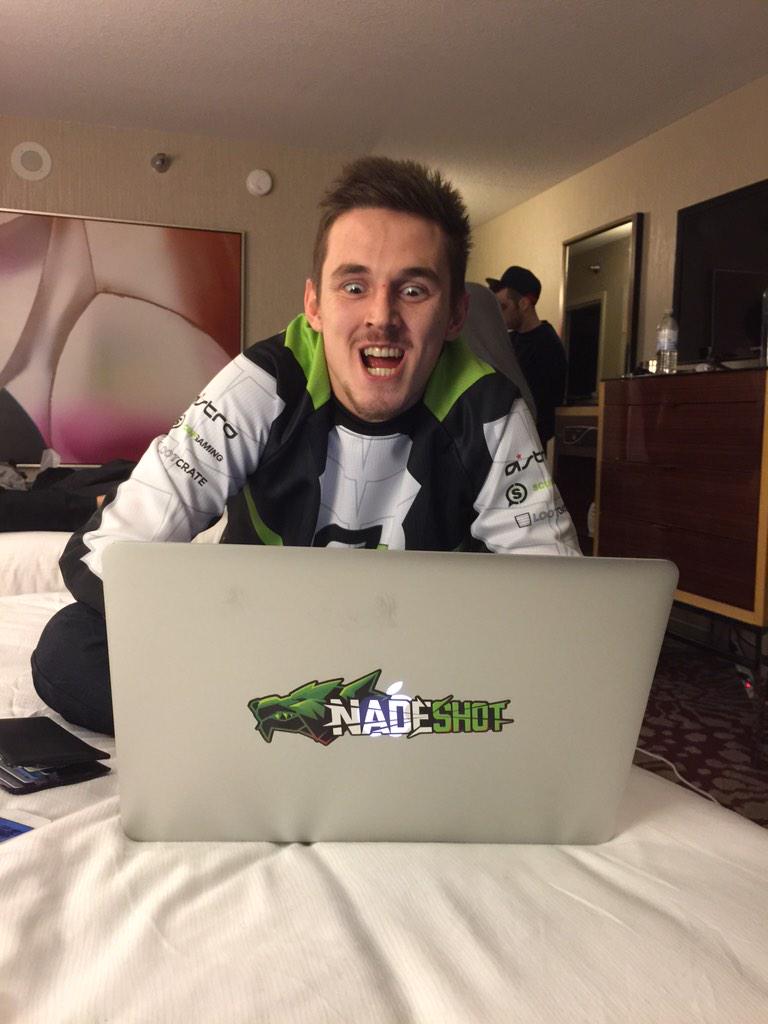 H3CZ's tweet image. Wow @OpTic_NaDeSHoT is tweeting crazy things rn