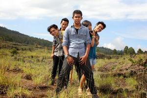 Salam sukses BLUESKY ~see: musikafe.com/view?o=9552 via <a href="/musikafe/">Arif Musikafe</a> <a href="/BlueSky05_Band/">BlueSky Band Bali</a>