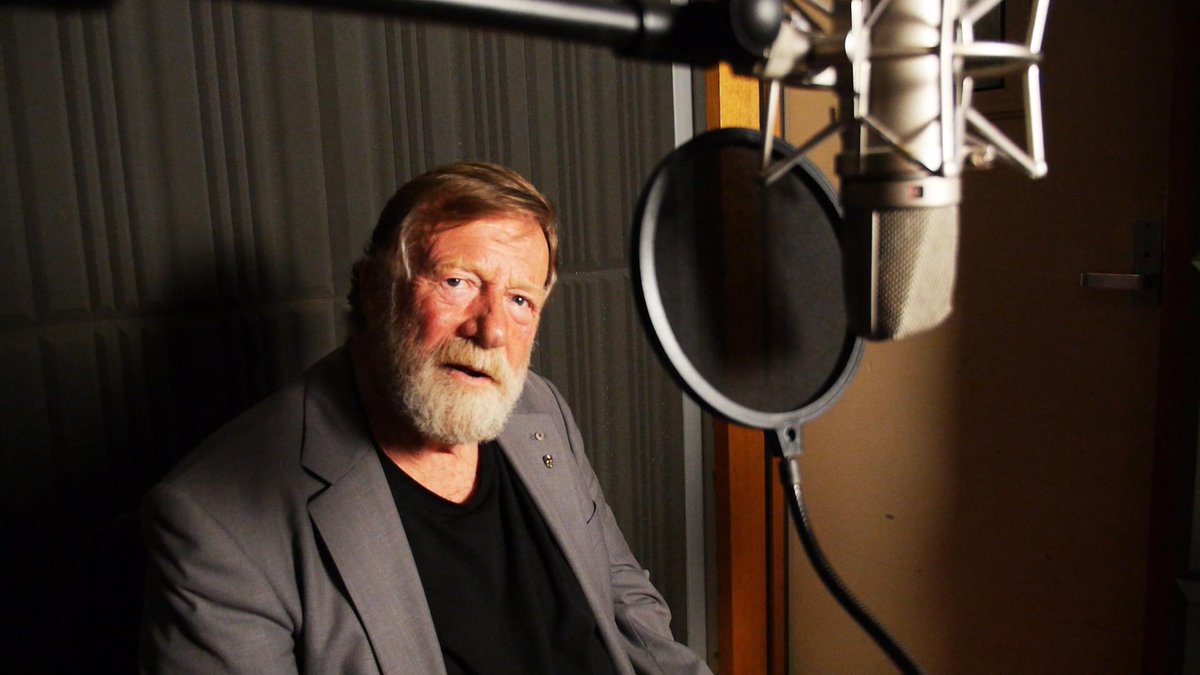 cricketcomau's tweet photo. Thanks to actor Jack Thompson for reading @AdamBurnett09's poetic tribute to Phillip Hughes: http://t.co/gin7MLYYVO http://t.co/H3rlptdPXQ
