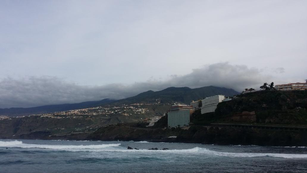 MeilanPerez's tweet photo. Puerto de la cruz (Tenerife) @EmocionesCan @paisajecanario @tenerifeapp @Tenerife_Ocio @MueveteXtenerif @tenerifemola http://t.co/F9jUlfaCtT