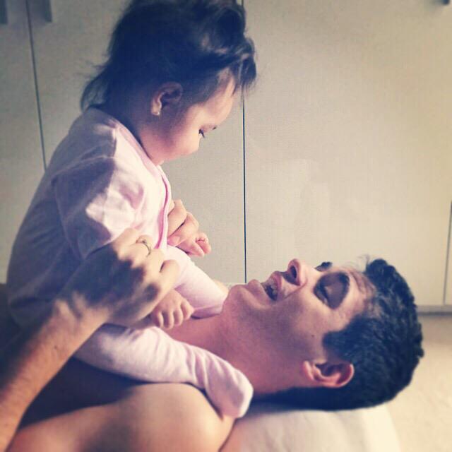 oscar8's tweet photo. Bom dia !
Good morning ! #Julia #minhaprincesa #myprincess #euteamo #iloveyou http://t.co/GOxK4yCsVE