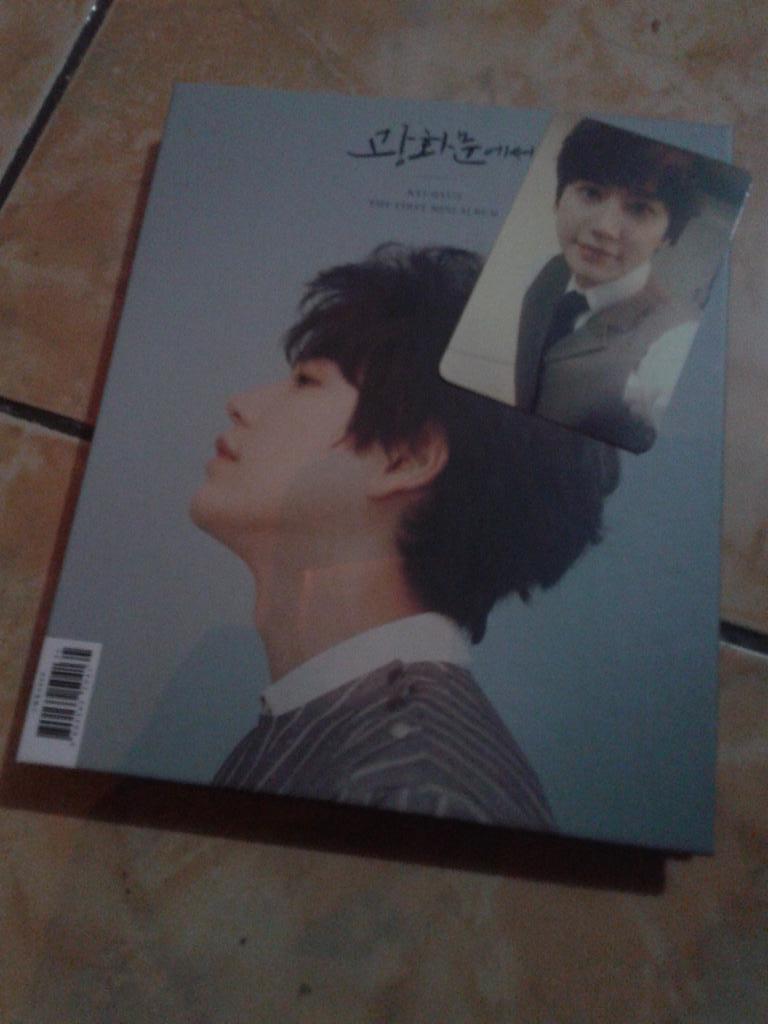 Anischa_GPH's tweet photo. @SujuFor_ELFindo @SJFEShop  makasih.. album at gwanghwamun kyuhyunnya sudah dateng.. http://t.co/8hSfq9BAGD
