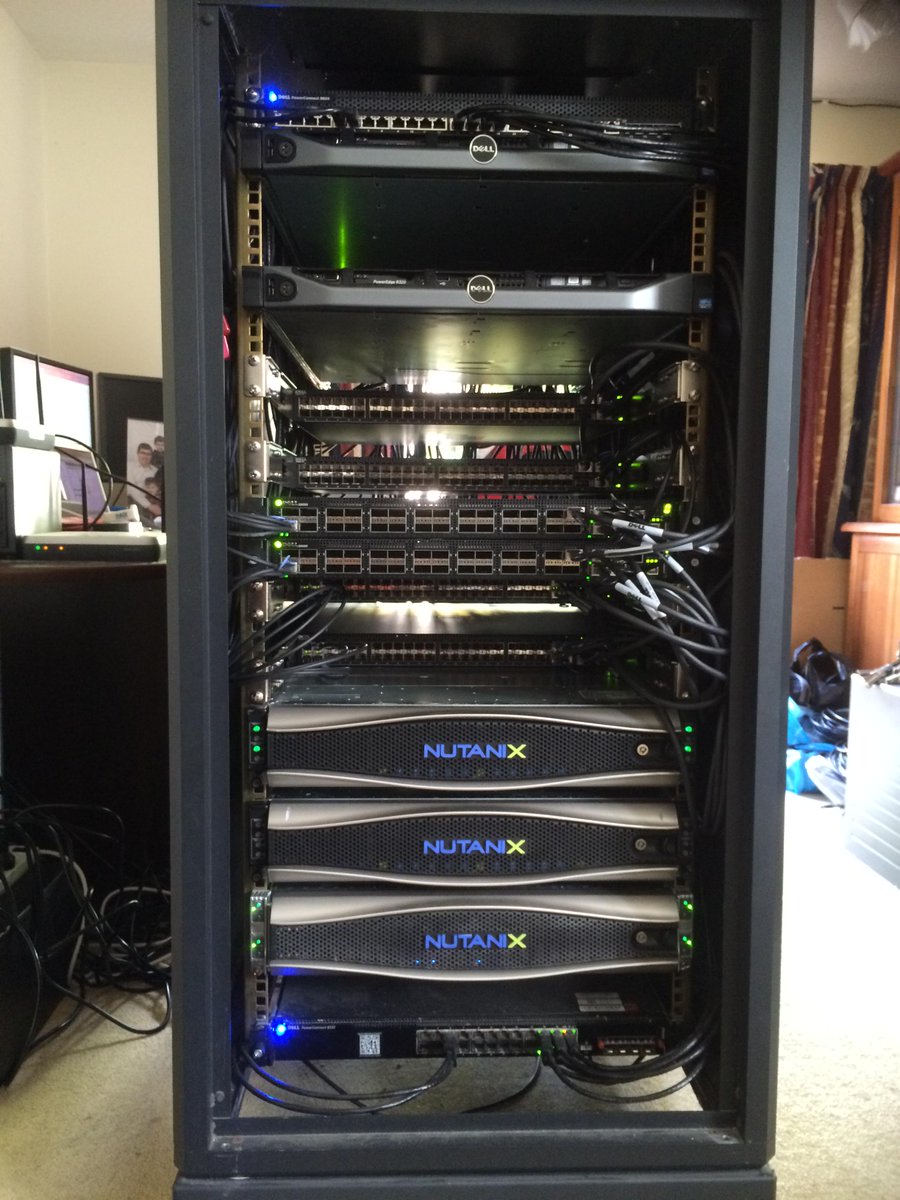 TimRaphael215's tweet image. RT @anthonyspiteri: RT @vcdxnz001: Home Lab with my 10GB and 40GB Switches installed.  -&amp;gt; #powerusage O.O ?