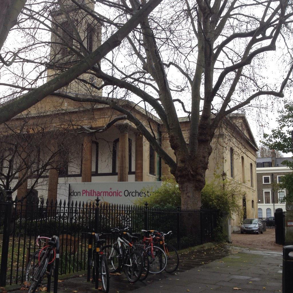 GailBorrow's tweet photo. #TrinityChurchSquare #London #sundaymorning #walkingtowhereIneedtobe http://t.co/1Claa9CIkx