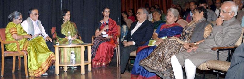 mehuljainsadani's tweet image. Vice President inaugurates 20th anniversary celebrations of Charkha (#devcomm network) bit.ly/1w2NUah