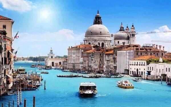 _Paisajes_'s tweet photo. El gran canal, Venecia, Italia. http://t.co/tRgXY6rTmh