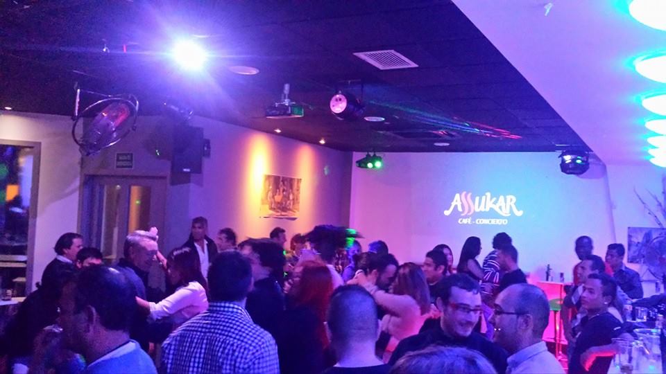 FranLara__'s tweet photo. Gracias por una noche así
  #ASSUKAR #MAHÓN #MENORCA 
 lo pasamos de escándalo, me encanta la sala y vosotros !! http://t.co/O7ReoJFoWu