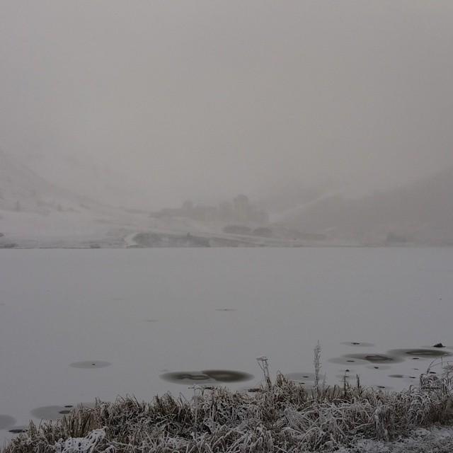 #Tignes #winteriscoming... The lake has frozen overnight!