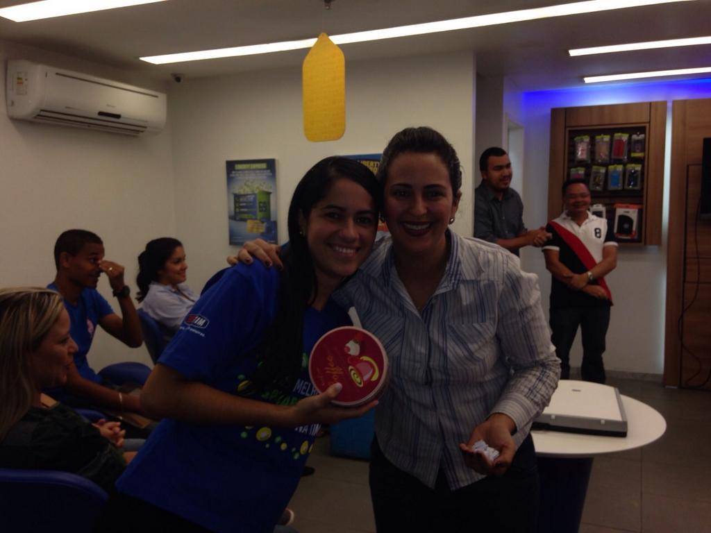 fabyanalucena's tweet photo. @mariicostta minhaa consultoraa magiaa do Premium   :) @solmaritne @GserraTIM @CarolTradeNE  @Damoreira_TNE http://t.co/CbP4SZEoCB