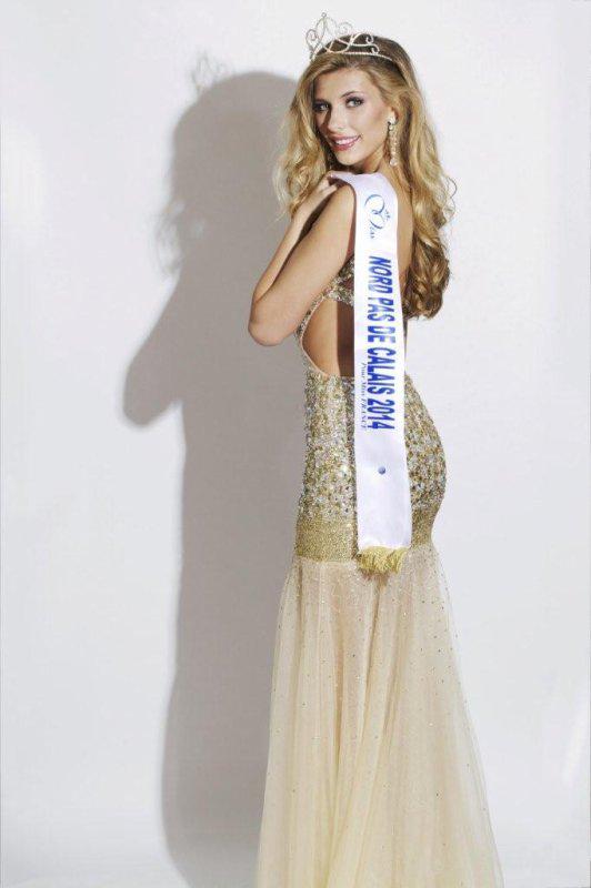 EspaceIDV4's tweet photo. Miss France 2015 c'est elle! Camille Cerf, bientôt 20 ans, Lille. 🎀
#RT pour la féliciter! #MissFance2015 👑 http://t.co/oVwUxdxTzH