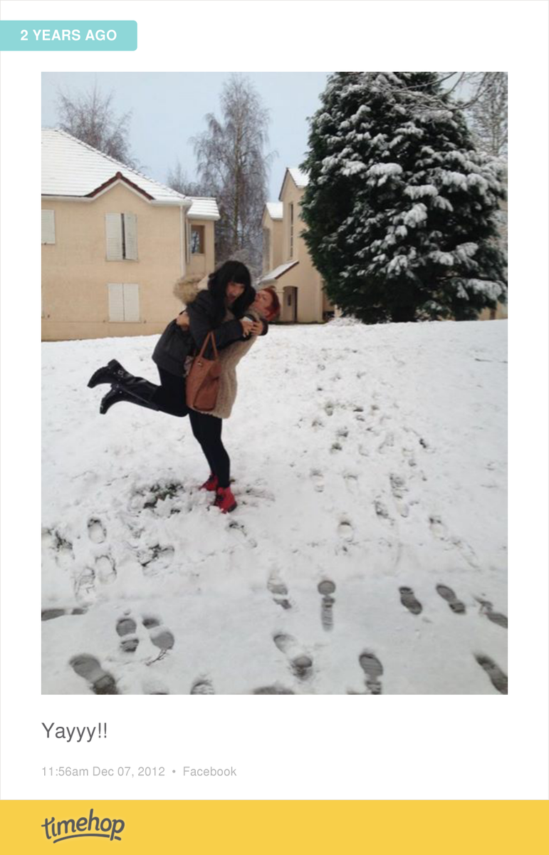 lunabrooks's tweet photo. Playing in the snow :) awww http://t.co/G5hlZwz70f http://t.co/1yPbzI1nkw