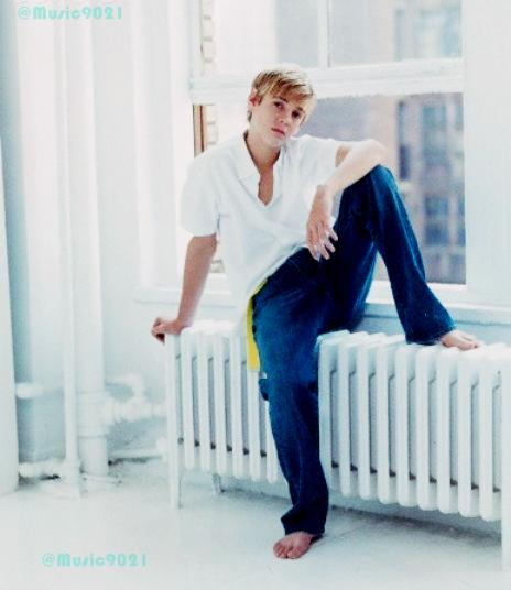 Happy Birthday Aaron Carter !!!     