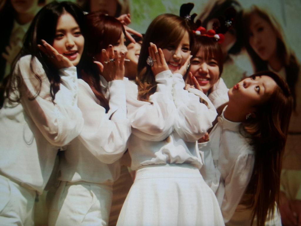 B4QXQcqCAAAeDwo.jpg:large