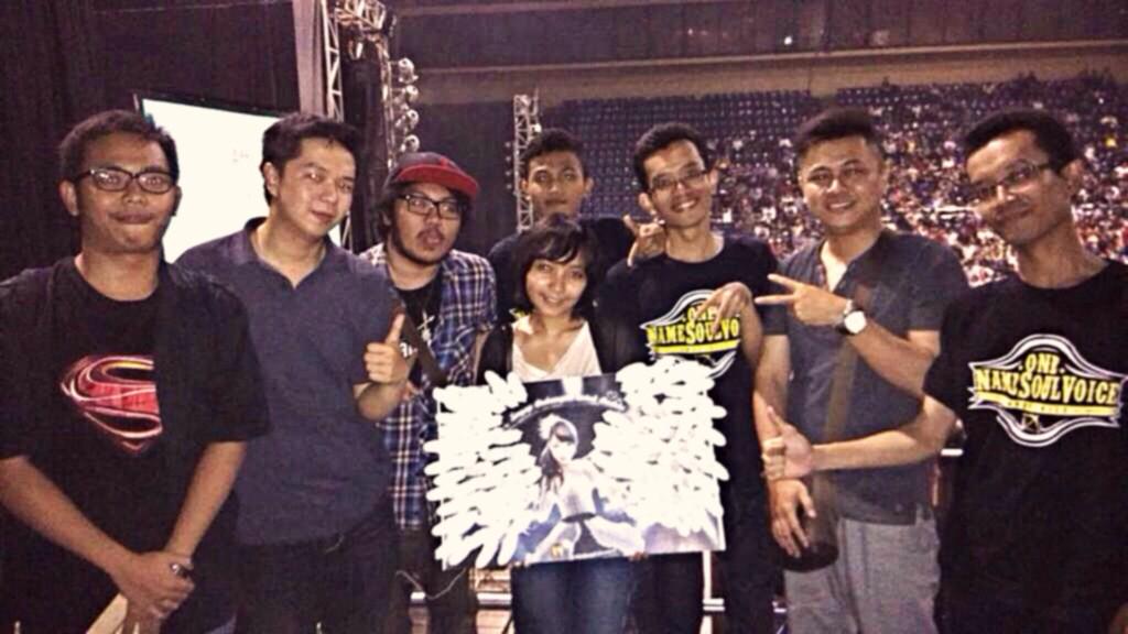 Andelaice's tweet photo. Teman2 Andelaice dgn project HS "Sayap Dukungan untuk Andela" @Y_AndelaJKT48. #SrikandiBersayap http://t.co/cMvPc8u349
