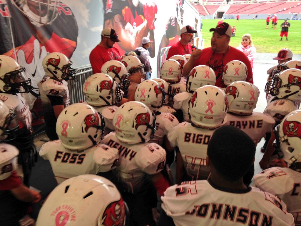 SportsTampaBay's tweet photo. Here we go! The 20th Game Day of Champions @RJStadium! Game 1:  Westchase Colts &amp; East Bay Buccaneers! #GDOCFootball http://t.co/PcD1o6lkJI