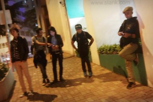 Selesai manggung di #PestaPoin2014, lanjut makan malam n' keliling di Hong Kong..