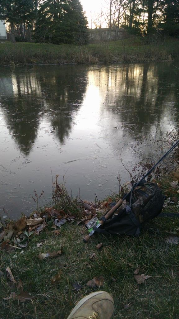 _alexlawlor's tweet photo. @TackleModz @StixnStonesInc #iModify #TackleMods Whelp I showed up to the pond and it was frozen. http://t.co/VTnjmstTp4