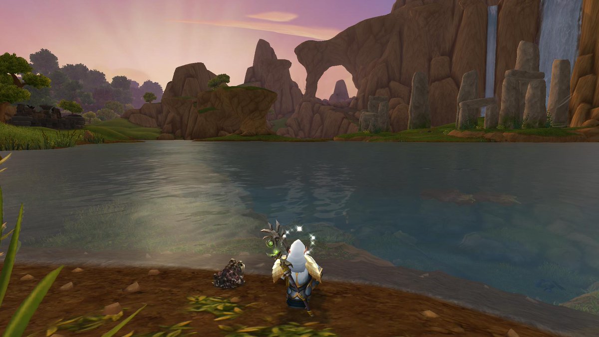 smoltempest_'s tweet image. Sunrise in Nagrand, with a toad. #Blissfully #NoRezZone #WeArePVP @Warcraft @NoRezZone @BeepBoopSkzz