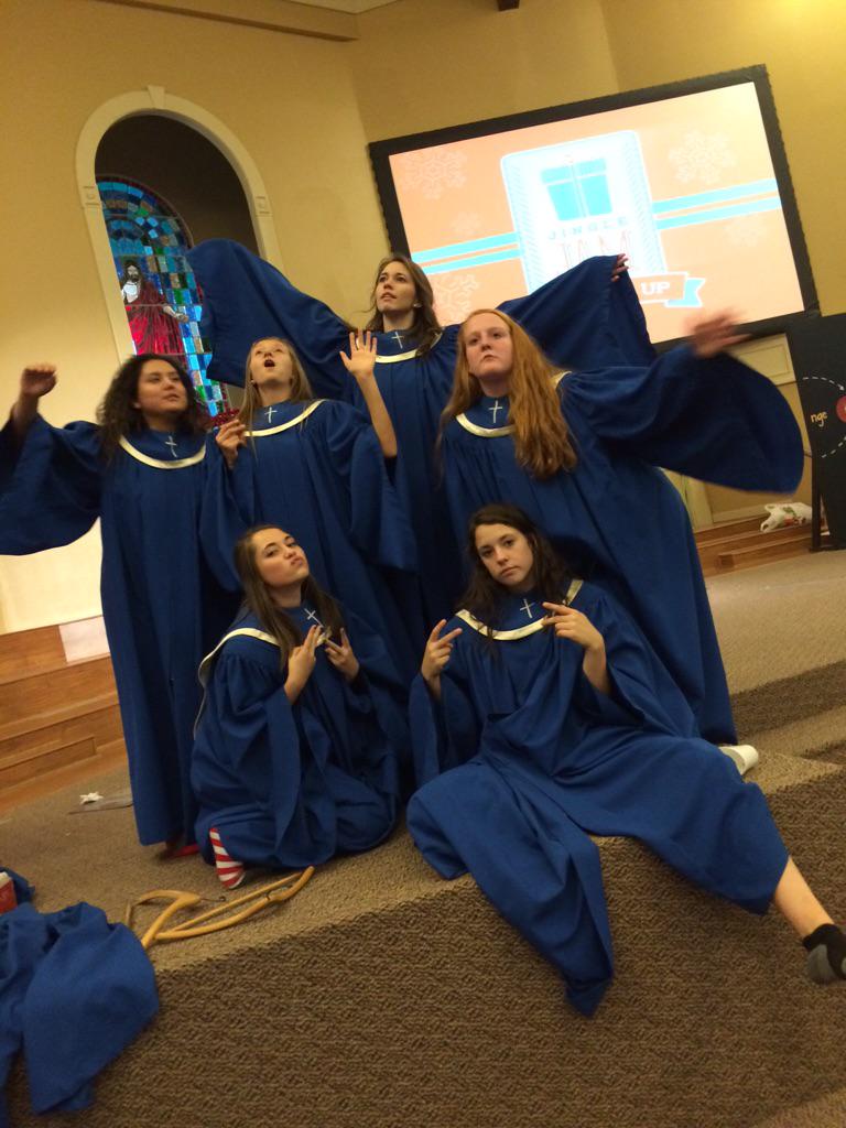 KarlieWhitee's tweet photo. Praisin foreverr #GOSPELSQUAD 🙏 http://t.co/BeGiibKZVe
