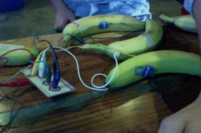 dpropps's tweet photo. Here's a picture of the @ableton controller powered by #bananas for @bdwcu #c7 #webuildshit http://t.co/iHAIckzs1f