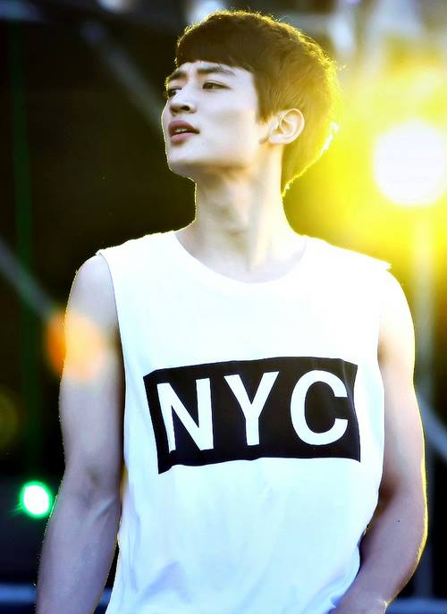 Happy birthday oppa choi minho 
Sarangheeee 