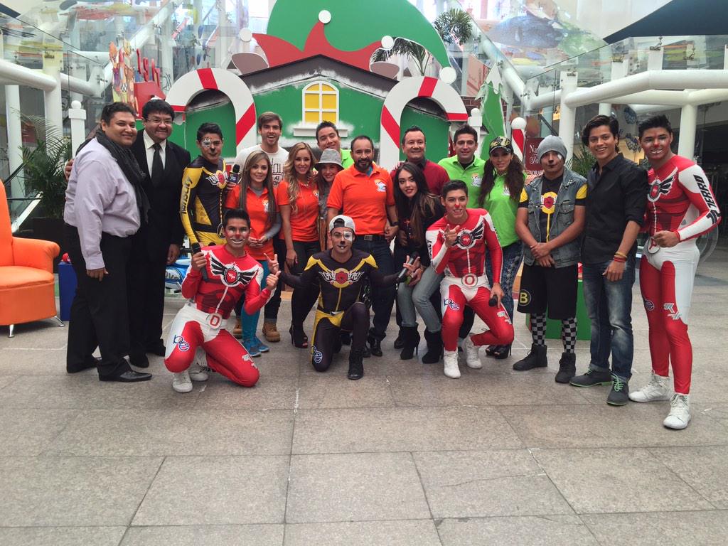marteenortega's tweet photo. RT @FinoMX: En grabación @QueWapagenial con mis amigos de @wapayasosmx próximamente por @televisagdl !!! http://t.co/IWmjSf2nyD