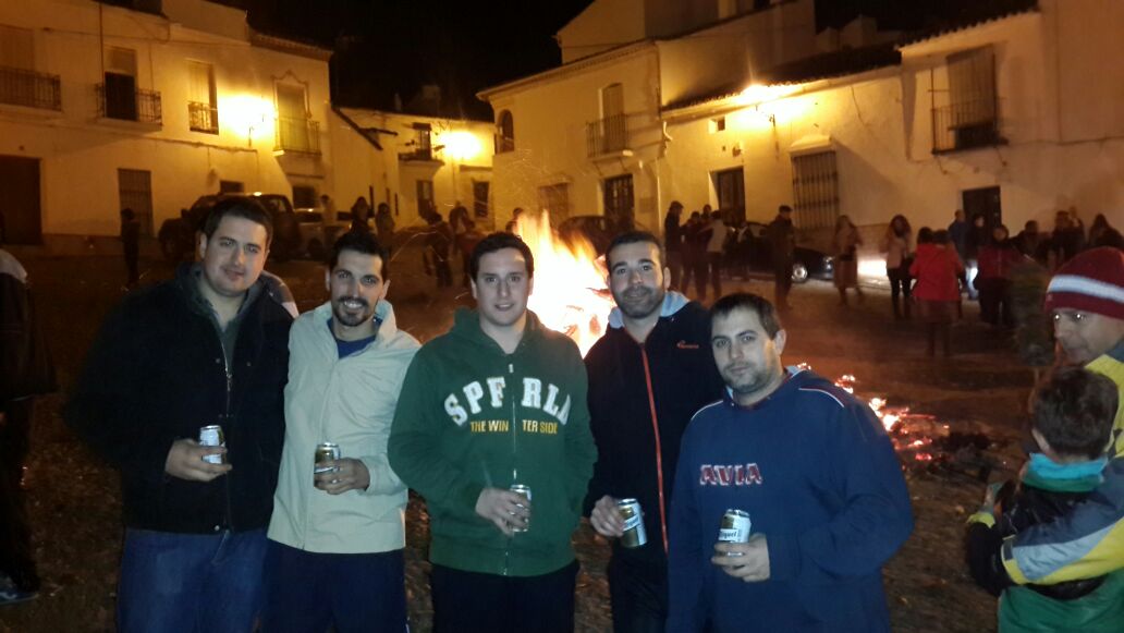 Alcaide1989's tweet photo. #rehiletes #Aracena @starflow10 @AytoAracena http://t.co/CbzPbnfWL7