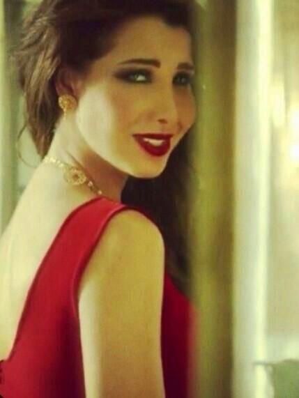 11_shhd's tweet photo. Miss you @nancyajram http://t.co/Xh8F2GGB0f