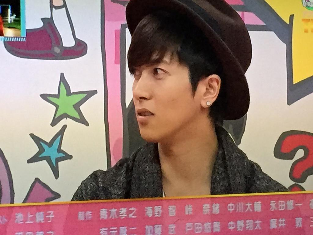 Tomo Tenshi321 スマホだと ワイプがますます小さいよぉf でもあの笑顔を思い出しながら寝るわ