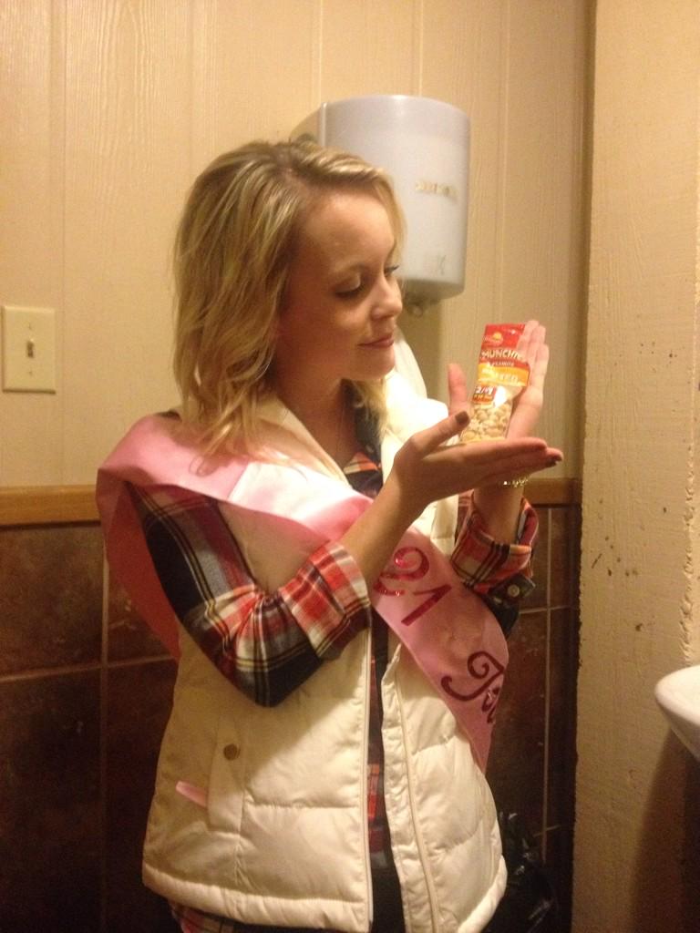 Becca_Papa's tweet photo. Obviously we had fun last night... #illpeeintheurinal #damensroom #dagoose #wtfisthatpeanuts? #cakecakecake http://t.co/SA312j34rO