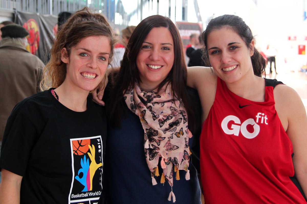 _RocioBenitez's tweet photo. ¡Así da gusto trabajar un domingo de puente! @Blancagonzalo11 y @elenitaalonsop ¡Muy grandes! :-) #3x3FebGoFit http://t.co/94wOCCVkNl