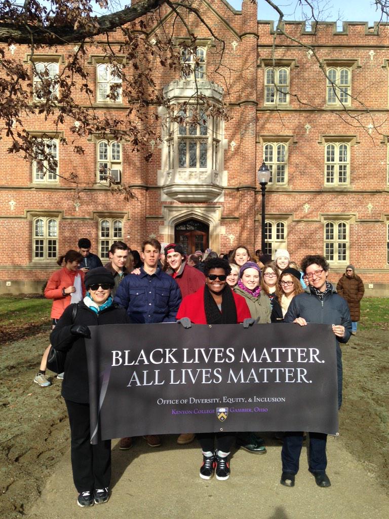 thekenyonthrill's tweet photo. ready to begin the march #standwithferguson http://t.co/KTLAMD46ZY