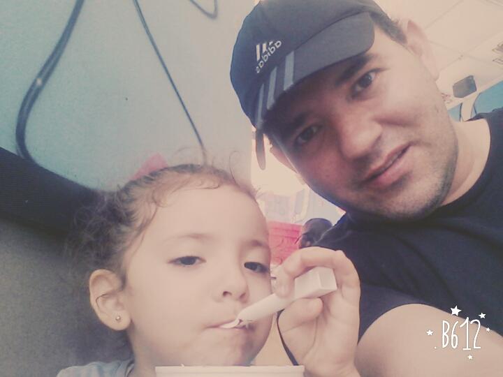 1uisramirez's tweet photo. #DomingoFamiliar Alexa al 100 bueno al mil @damarisfacio http://t.co/vLtFGhWEtn