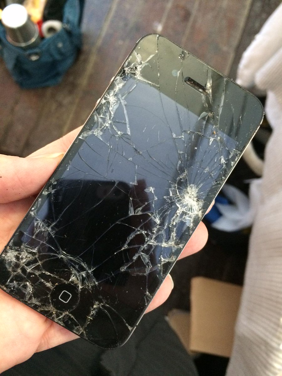 Evergirl's tweet photo. @rockspindeln Min telefon såg dock ut såhär igår, så lite dålig på Twitter just nu. :-( http://t.co/P3cqdtc29G