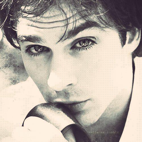 Happy Birthday to my favourite actor Ian somerhalder              .....always nd forever....    