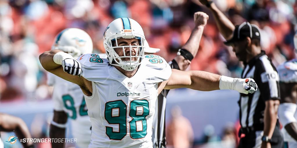 MiamiDolphins's tweet photo. DEFENSE! 

#StrongerTogether 

#BALvsMIA http://t.co/O5TW8q2uxO
