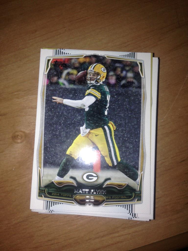 bstdkeystrokes's tweet photo. Eight year old son wanted to collect football cards to get #Packers players...his first? @MFlynn_10 #GoPackGo http://t.co/vQ8H8iuz4M