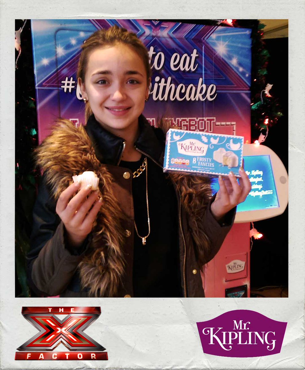 TheXFactor's tweet photo. Your RTs are in! This calls for a festive treat from #KiplingBot for @laurenplatt7 #ad http://t.co/VIi3dVXqX1