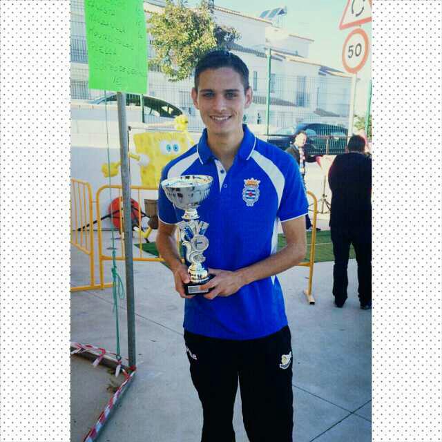 juande_19ms's tweet photo. Todo esfuerzo tiene su recompensa, Campeones del torneo!! #SomosLosMejores :) http://t.co/uGU2RGLizF