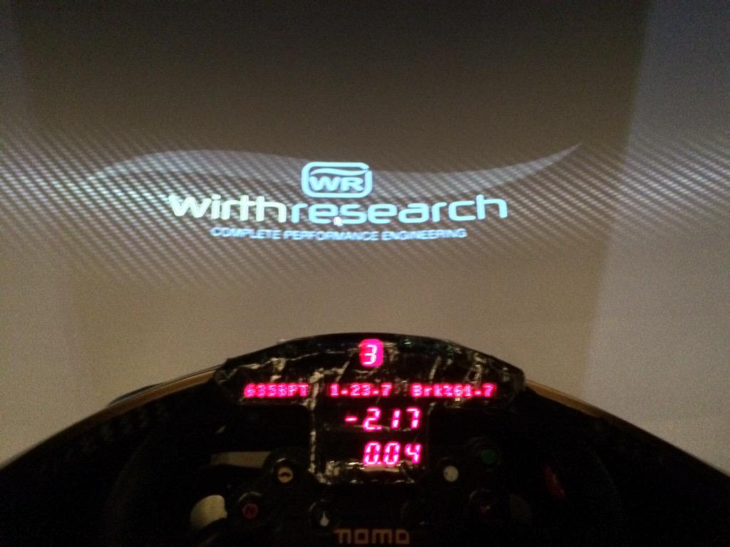 Who can beat me ? #ElectricMan #FormulaE #autosport