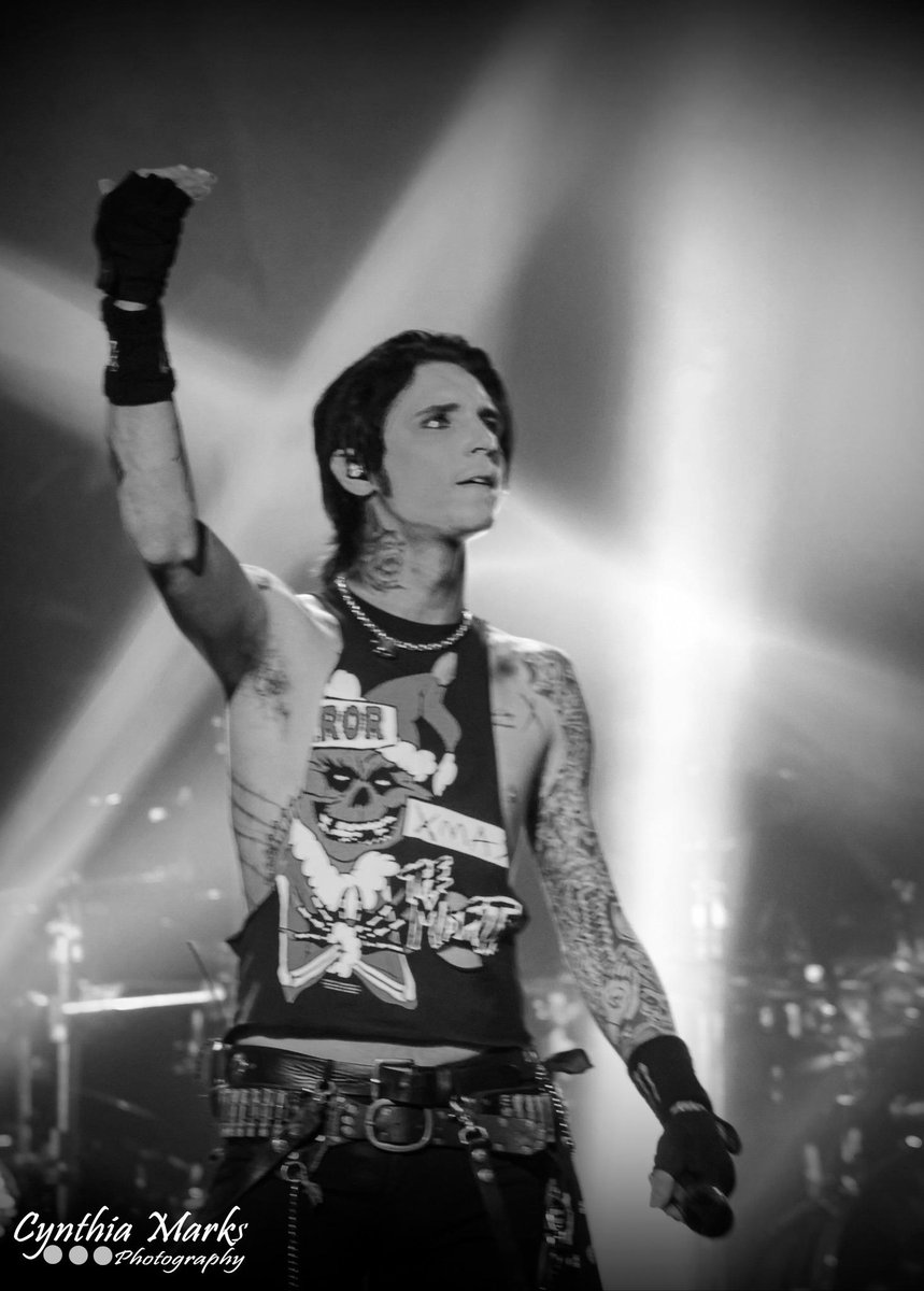MommyfromMars's tweet photo. @blackveilbrides @drew1171 House Of Blues Orando ##HotTopicBiersack http://t.co/NQkU3pVJSr