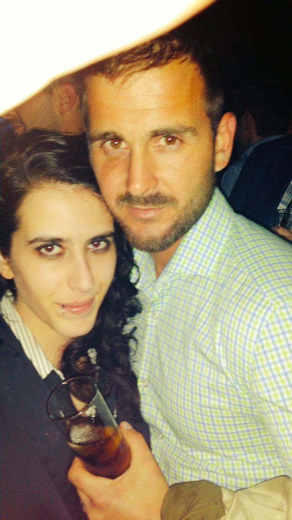 GeMaSC28's tweet photo. #Bartoleando jajajaa #Sábado #Noche #Poses http://t.co/KVJFmSpPOn