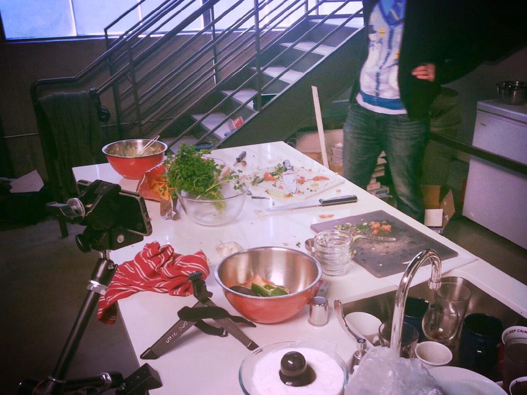 InfiniteClicks's tweet photo. Some exciting (delicious) things happening for the holidays (christmas) here at Connie Chung HQ (Infinite Clicks)! http://t.co/9ydJpxh5lT