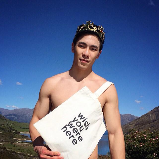 g_neabb's tweet photo. my king! http://t.co/bKBwGTtupv
