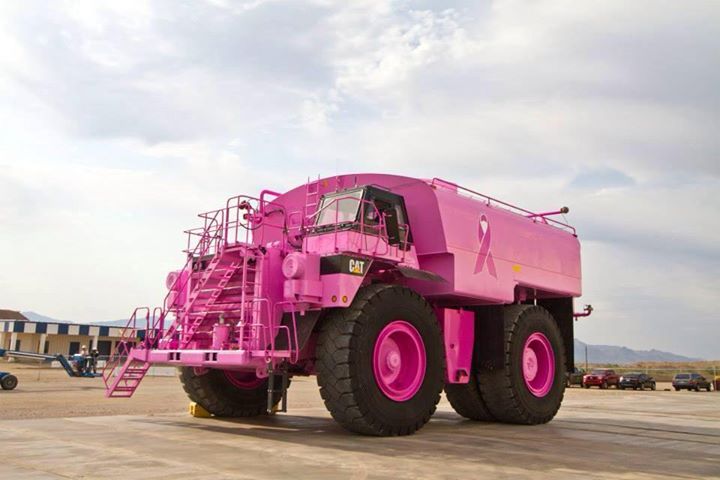 thecheckrr's tweet photo. "Here's one for us Ladies - World #Mining Industry" #heavyequipment http://t.co/mLGnPodTHm http://t.co/lE3ROqeoqr